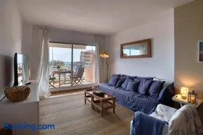 Port Pals, precioso apartamento con vista al mar y piscina - Image 3