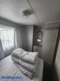 Kingfisher OAK 1098 Dees Caravan Lettings - Image 3