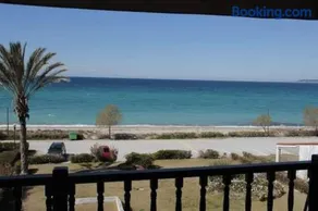 Beautiful sea side maisonette in Posidi Halkidiki - Image 1