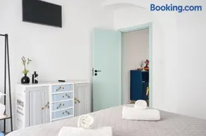 VintageHouse - Image 2