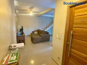 Casa espaçosa para temporada com piscina - Image 2