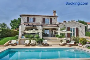 Wohnung mit privatem Pool, Garten und Grill - Image 2