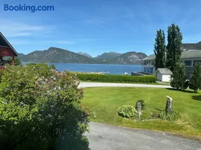 Spacious holiday home by the fjord and mountains - Image 5