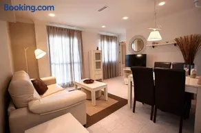 Apartamentos Turísticos Los Patios - Image 1