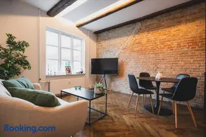 Luxury apartment with a view of the castle lake - 3 rooms - Image 1