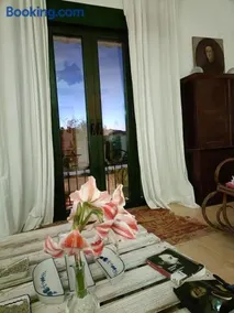 Beautiful Duplex with a Patio - Image 2