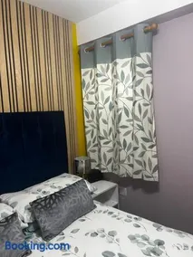 Penlea ~ 1 bedroom Flat with Harbour view - Image 3
