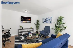 Comfy Cozy retreat - NYC & NWK w free parking - Image 4