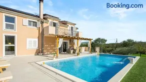 Villa Pleter by Villas Guide - Image 1