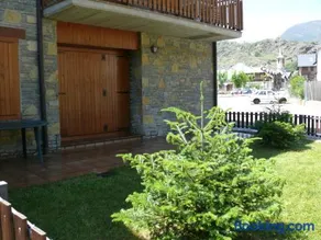 Apartamentos wifi Baqueira & Aigüestortes con jardín privado - Image 4