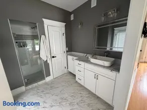Room in private house for Rent in Nice Neighborhood - Image 2