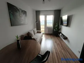 Piotrków Trybunalski Modern Apartment by BookingHost - Image 5