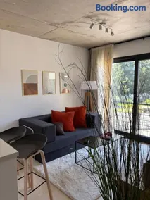 Moderno y cálido en Officia Pilar con piscina y cowork - Image 1