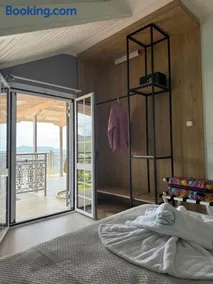 Aelia Suites - Image 1