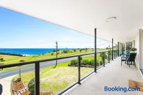 Golfers View Penthouse - Image 2