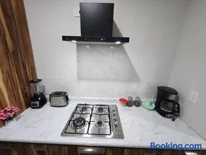 Downtown Durango, Ground Floor, Spacious and Comfortable Apartment - Image 2