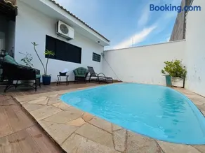 Casa Com Piscina próximo ao Parque do Povo - Image 1