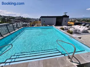 Suites Cobalt - Image 2