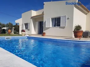 Casa Hélia, beautiful villa with pool, Algarve - Image 3