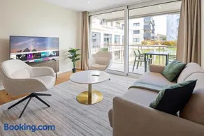 Visionary Hospitality Embrach, Zürich - Premium Apartments with Free Parking, Washer, Kitchen, Rooftop Terrace, Lounge, Bus Stop, Train Station, 15' Airport - Image 1