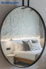 Geomilos Private Suites Milos - Image 4