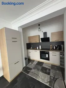 Single apartment, centrally located, renovated and modernized - Image 2
