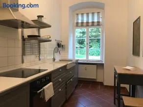 Elegantes Gästeapartment Verano in Schloß und Hofgut Langenzell - Image 3