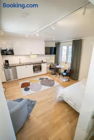 Haga Studio, Super Location with Full Comfort - Image 1