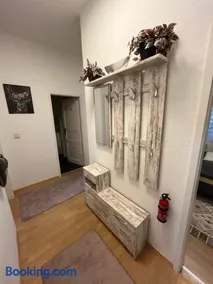 Best Preis Stadtperle 1- Stadtzentrum Wittenberge Modernes Ambiente max 3 Personen Einzelzimmer voll ausgestattet mit MagentaTV, WLAN, Waschmaschine - Image 2