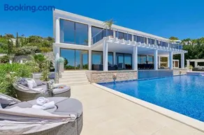 Dreamy 4 Bedroom Villa in Ibiza City, 1243 - Image 4
