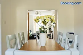 ChurchMews a Lovely 3 Bedroom Home with Golf, Fishing and Seaside - Image 3