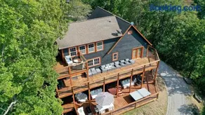 Sunset Cove Lakefront Luxury Lodge with Private Dock - Image 3