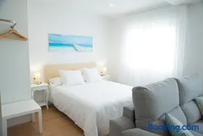 L3 Loft O Grove Centro aire acondicionado parking - Image 3