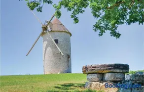 Moulin à vent restauré et classé meublé de tourisme - Image 1