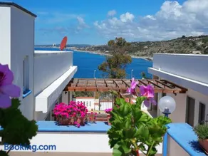 Casa Baia Rosa - Image 1