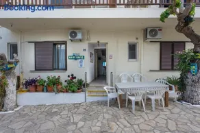 Nikos House - Image 4