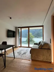 AquaVista Lakeside Apartments - Image 3