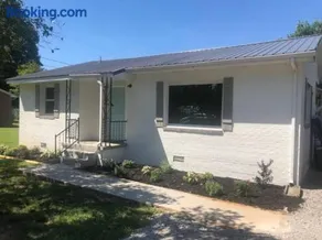 3 Bedroom Cozy Home Minutes From Tims Ford Lake - Image 1