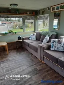 Gina's Static caravan,118 Sandsgate - Image 4