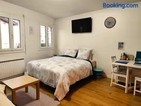 Studio Parking privé RER CDG Villepinte Paris - Image 1