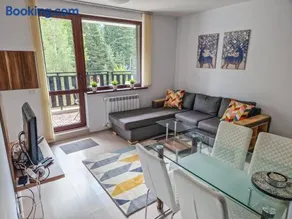 Sunny Apartment C25 - Image 1