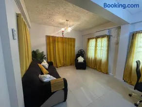 Mango Vert House - Image 5