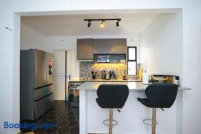 Premium Luxury 2-Bedroom Apartment - Image 3