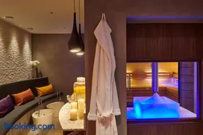Hotel Fontana - Image 2