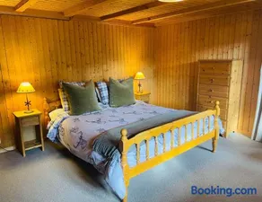 Chalet Royal - Image 5