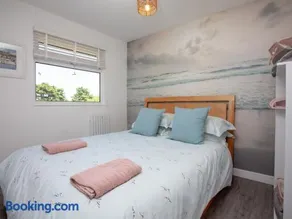 Hideaway - Image 2