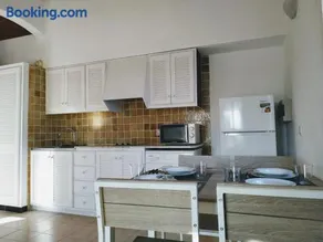 Apartamento con piscina y terraza en Ciudadela de Menorca - Image 3
