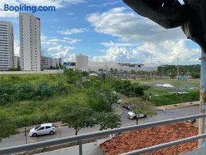 Quarto em Apto ao lado Shopping - Image 1
