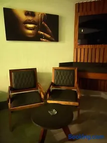 Switch Auto Hotel - Image 5