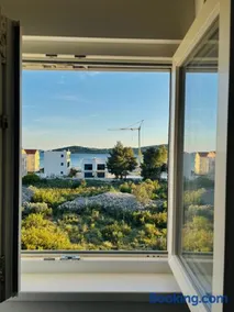 Apartment Tuna - Image 2